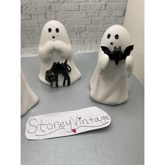 Target Hyde & EEK! Ceramic Ghosts With Bat, Pink Pumpkin and Ghost With Cat - Picture 3 of 8